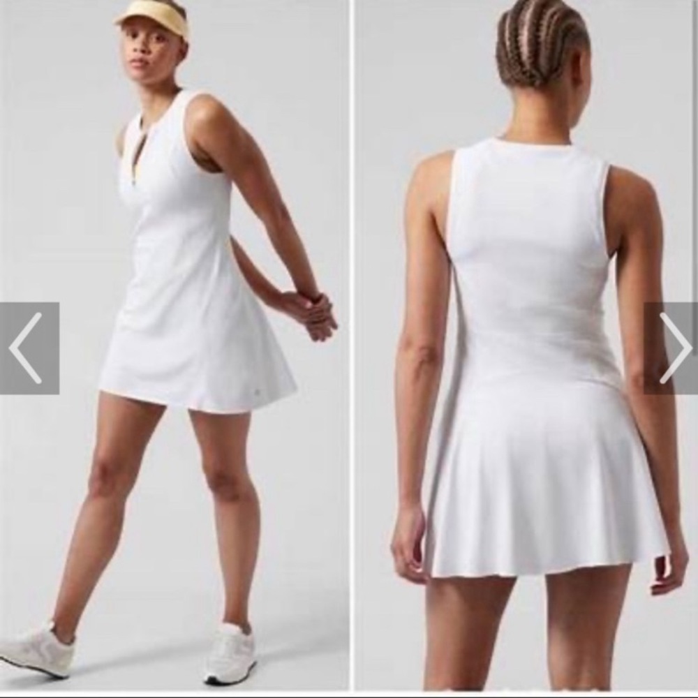 Athleta Ace Tennis Dress Whit Golf Dress with back pocket zipper front size s